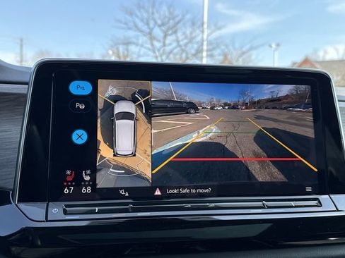 Used 2024 Volkswagen Atlas SEL Premium R-Line image 29