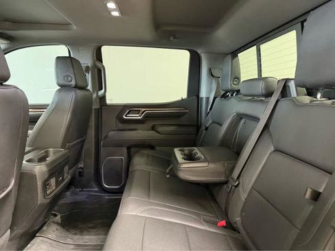 Used 2023 Chevrolet Silverado 1500 RST w/ Convenience Package II AWD/4WD image 16