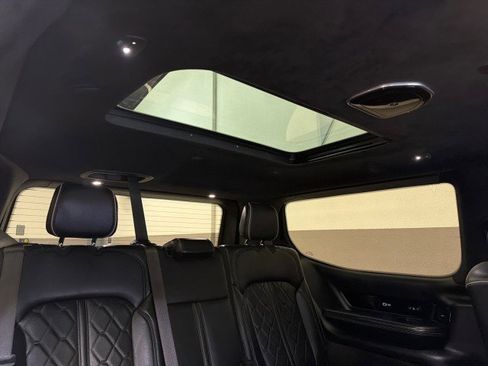 Used 2022 Jeep Grand Wagoneer Series III w/ Rear Seat Video Group 1 image 49