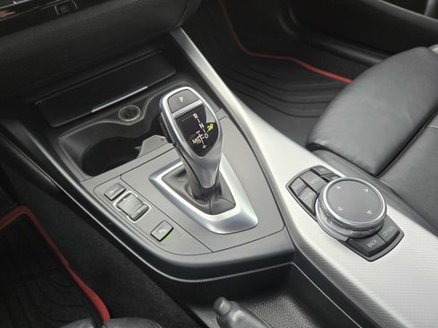 Used 2016 BMW M235i Coupe image 18