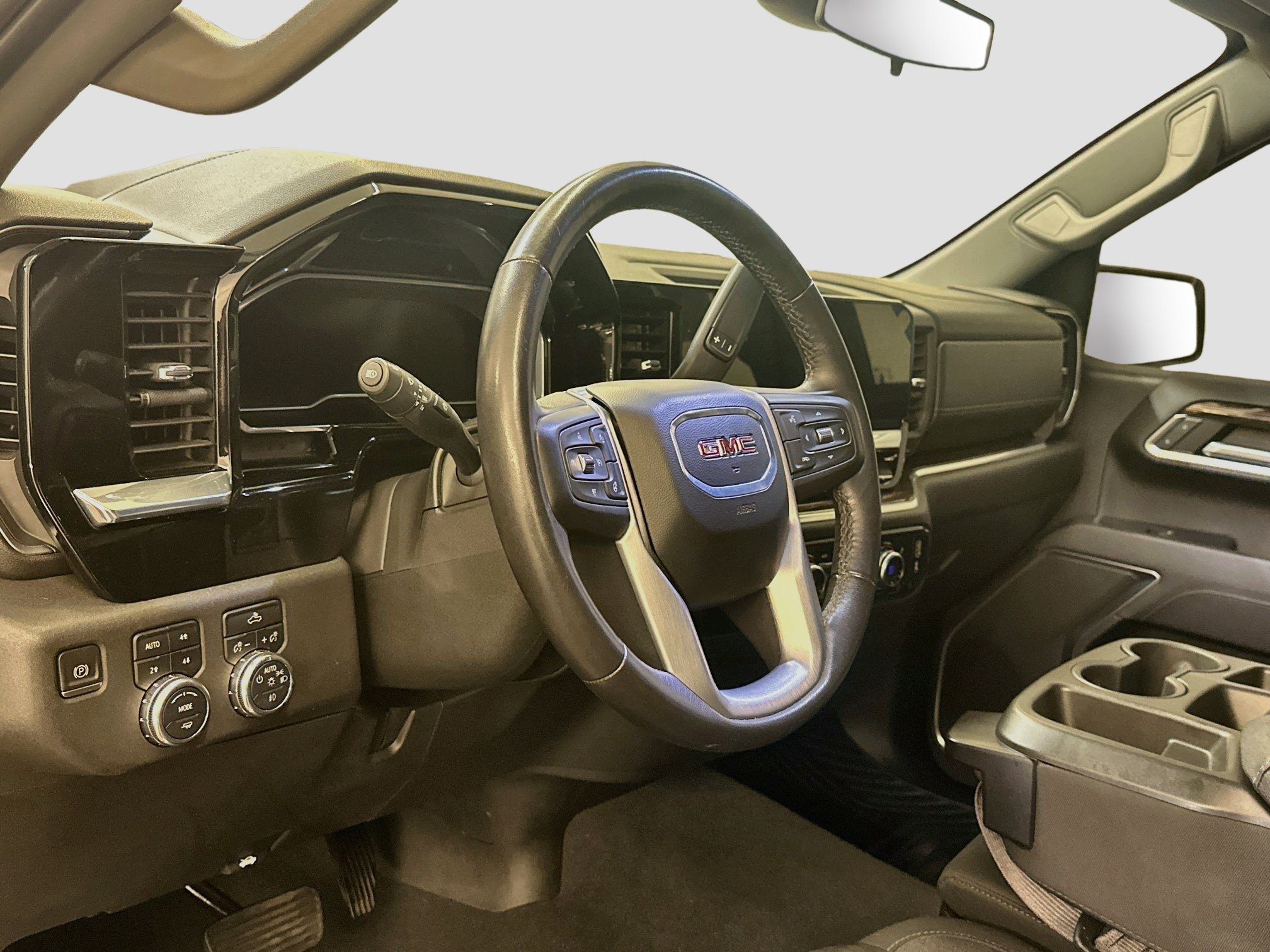Used 2022 GMC Sierra 1500 Elevation w/ X31 Off-Road Package AWD/4WD image 18
