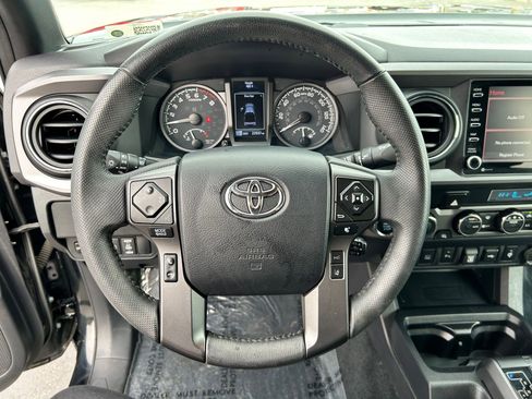 Used 2023 Toyota Tacoma TRD Off-Road w/ Technology Package image 12