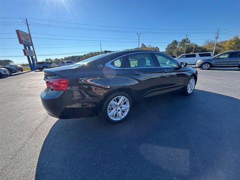 Used 2015 Chevrolet Impala LS w/ LS Convenience Package image 4