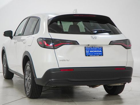 Certified 2026 Honda HR-V LX image 8