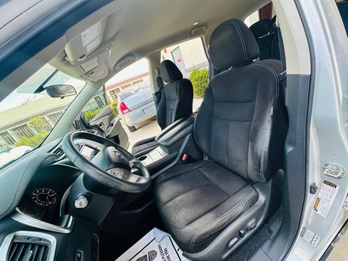 Used 2015 Nissan Murano SV FWD image 16