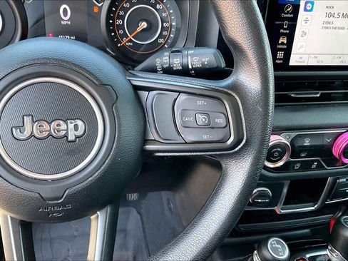 Used 2024 Jeep Wrangler Sport AWD/4WD image 24