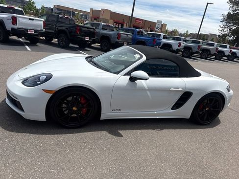 Used 2018 Porsche 718 Boxster GTS RWD image 2
