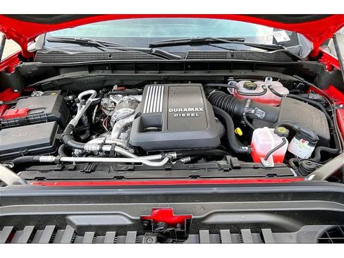 New 2025 GMC Sierra 1500 Elevation image 12