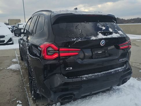 Used 2023 BMW X3 M40i image 3
