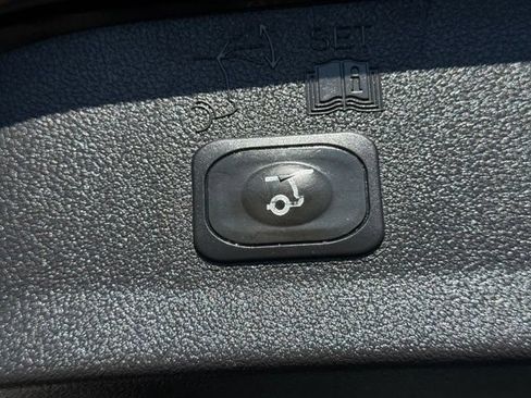 Used 2014 Ford Escape Titanium AWD/4WD image 18