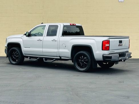Used 2018 GMC Sierra 1500 SLE w/ Suspension Package, Off-Road AWD/4WD image 5