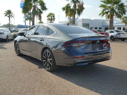 Used 2023 Honda Accord Touring image 7