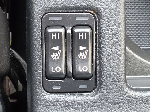 Used 2015 Subaru Crosstrek 2.0i Limited image 23