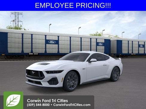 New 2026 Ford Mustang GT RWD image 2