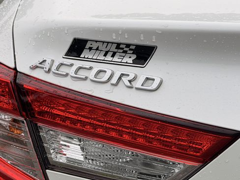 Certified 2021 Honda Accord EX image 28