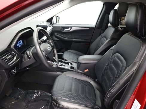 Used 2023 Ford Escape Platinum w/ Premium Technology Package image 18