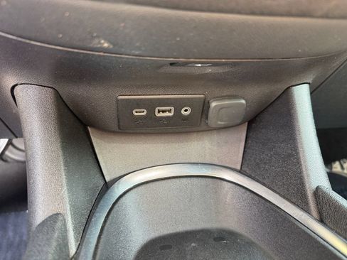 Used 2023 Chevrolet Malibu LT FWD image 27