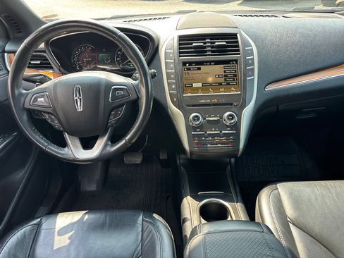 Used 2018 Lincoln MKC Select FWD image 27