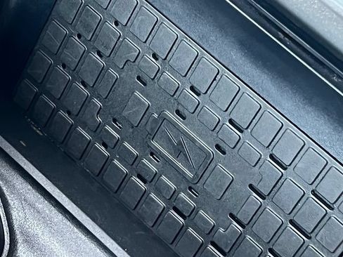 Certified 2025 Ford Expedition Active AWD/4WD image 35
