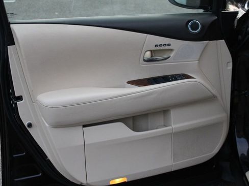 Used 2013 Lexus RX 350 2WD w/ Navigation Pkg image 19