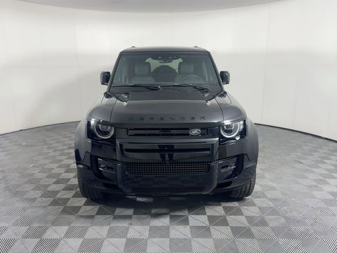 New 2026 Land Rover Defender 110 X-Dynamic SE image 7