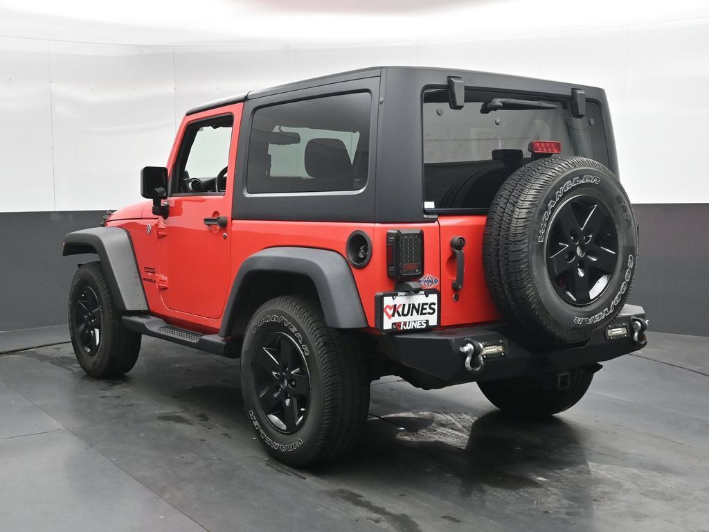 Used 2013 Jeep Wrangler Sport AWD/4WD image 8