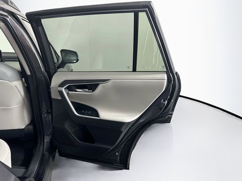 Used 2025 Toyota RAV4 Limited w/ Advanced Technology Package image 32