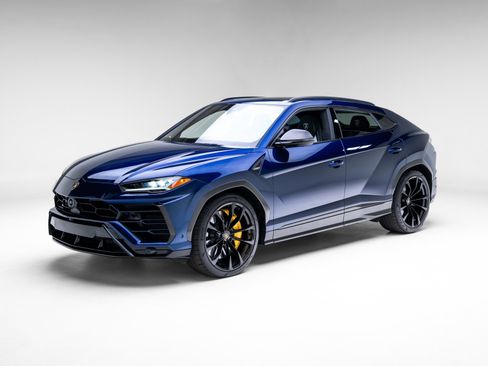 Used 2022 Lamborghini Urus image 6