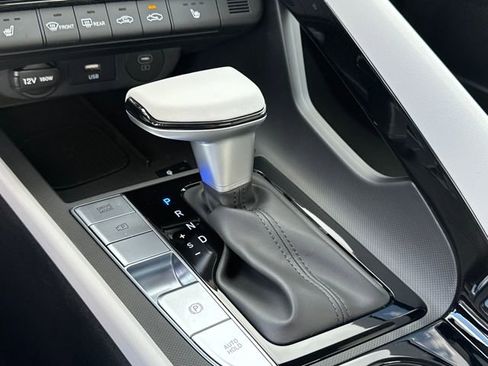 New 2026 Hyundai Elantra Limited image 13