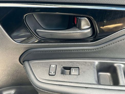 Used 2025 Honda Odyssey Touring image 27