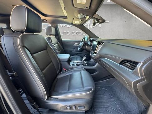 Used 2023 Chevrolet Traverse Premier w/ LPO, Floor Liner Package AWD/4WD image 24