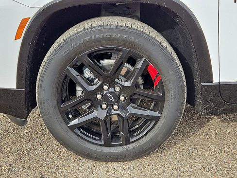 Used 2022 Chevrolet Traverse Premier w/ Redline Edition image 11