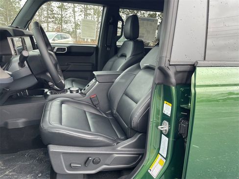 New 2025 Ford Bronco Outer Banks w/ Sasquatch Package image 10