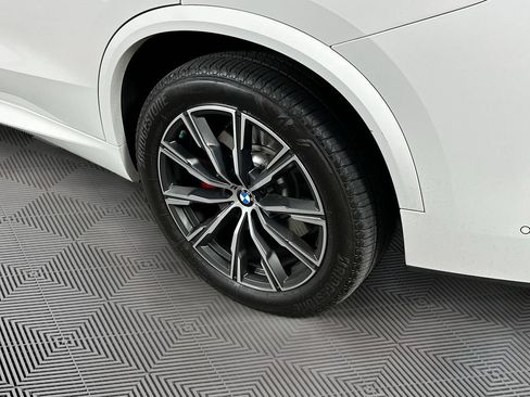 Used 2022 BMW X5 M50i w/ Executive Package AWD/4WD image 40
