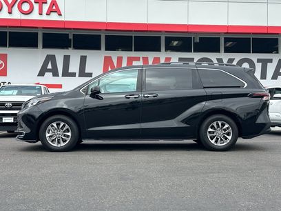 Used 2024 Toyota Sienna XLE