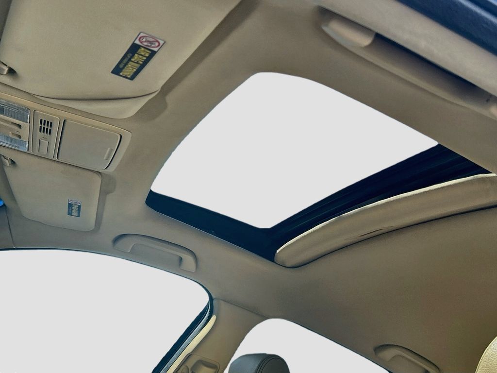 Used 2010 Honda Crosstour EX-L image 20