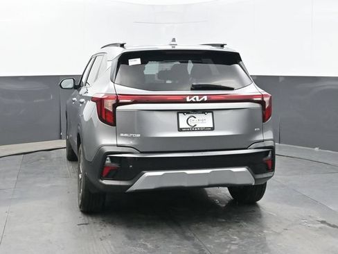 Used 2024 Kia Seltos S AWD/4WD image 4