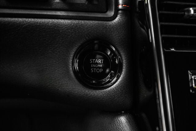 Used 2025 Nissan Armada PRO-4X AWD/4WD image 25