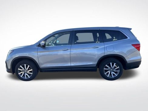 Used 2021 Honda Pilot EX image 3
