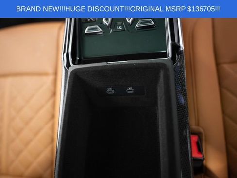 Used 2025 Audi S8 AWD/4WD image 16