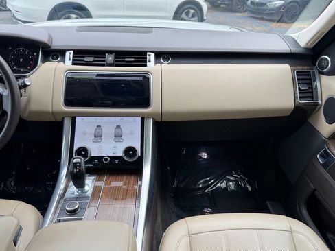 Used 2019 Land Rover Range Rover Sport HSE AWD/4WD image 29