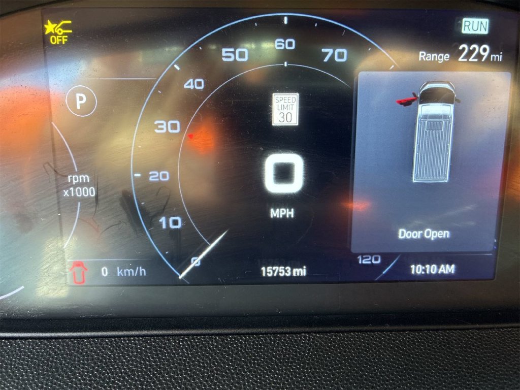 Used 2025 RAM ProMaster 2500 w/ U-Haul Equipment Group FWD image 4