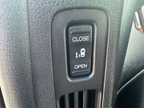 Used 2025 Honda Odyssey Sport-L image 24