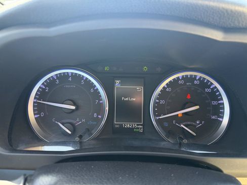 Used 2019 Toyota Highlander XLE FWD image 8