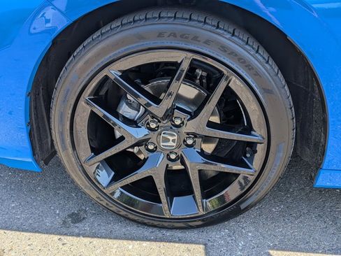 Used 2025 Honda Civic Sport image 21
