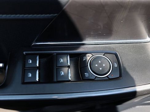 Certified 2022 Ford F150 XLT w/ Equipment Group 302A High image 20