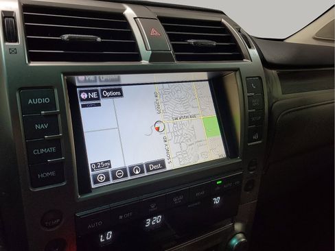 Used 2019 Lexus GX 460 Premium image 12