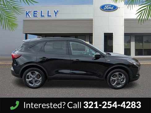 Certified 2025 Ford Escape ST-Line w/ Tech Pack #1 AWD/4WD image 5