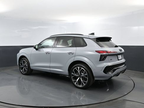 New 2026 Audi Q3 quattro 2.0T AWD/4WD image 25