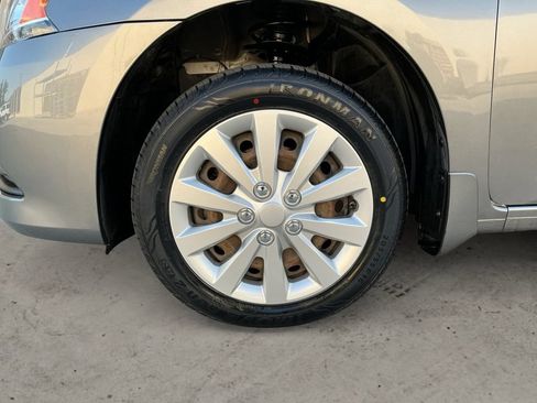 Used 2015 Nissan Sentra SV FWD image 9